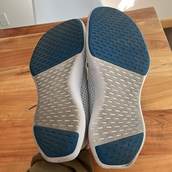 Allbirds Women’s Running Shoes Blue and Linen Color size 9 or EU39 - Picture 4 of 8